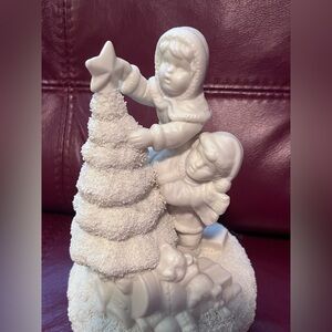 O Christmas Tree Musical Decor